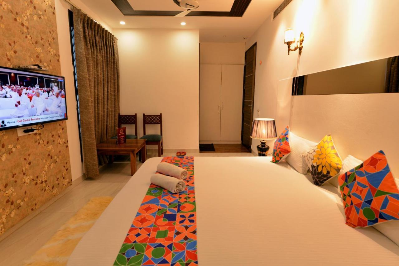 Hotel The Yellow Nayagaon エクステリア 写真