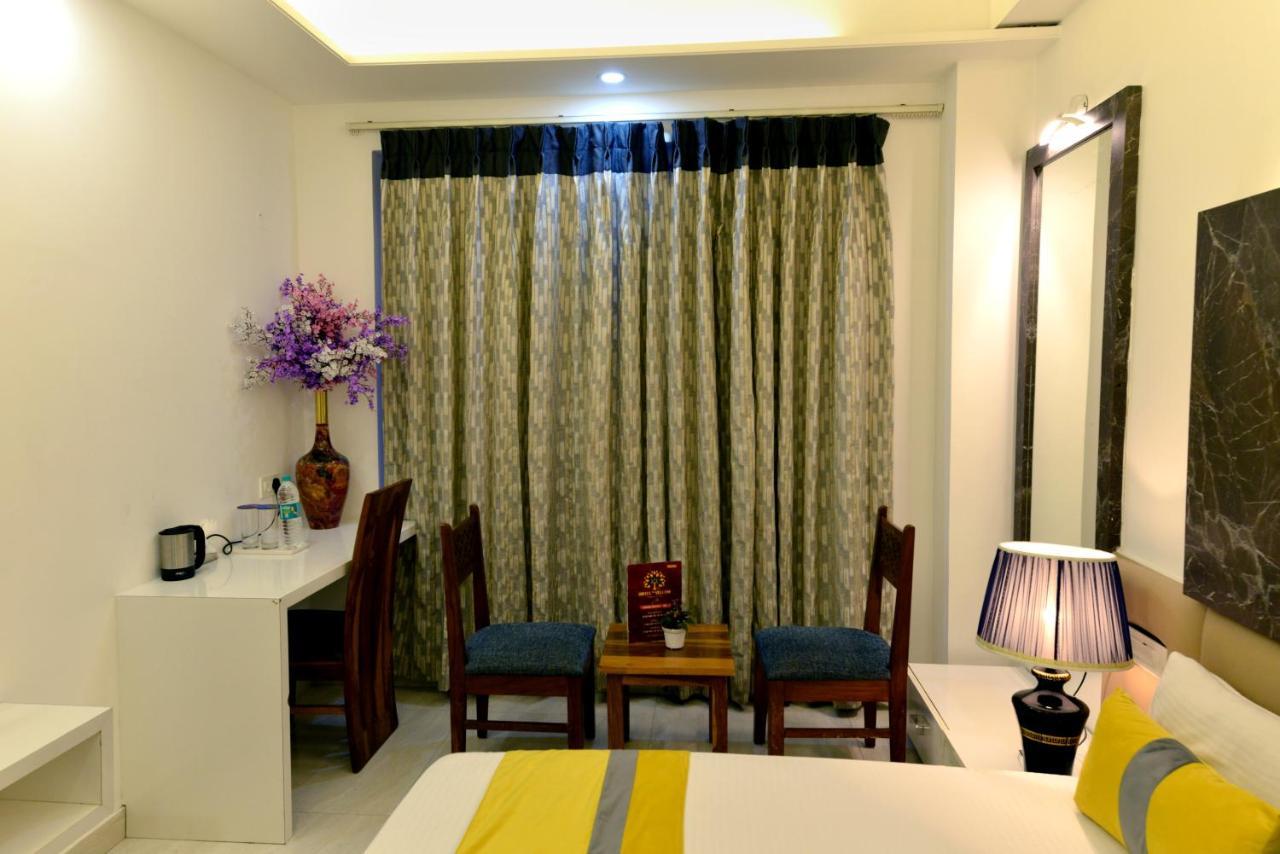 Hotel The Yellow Nayagaon エクステリア 写真