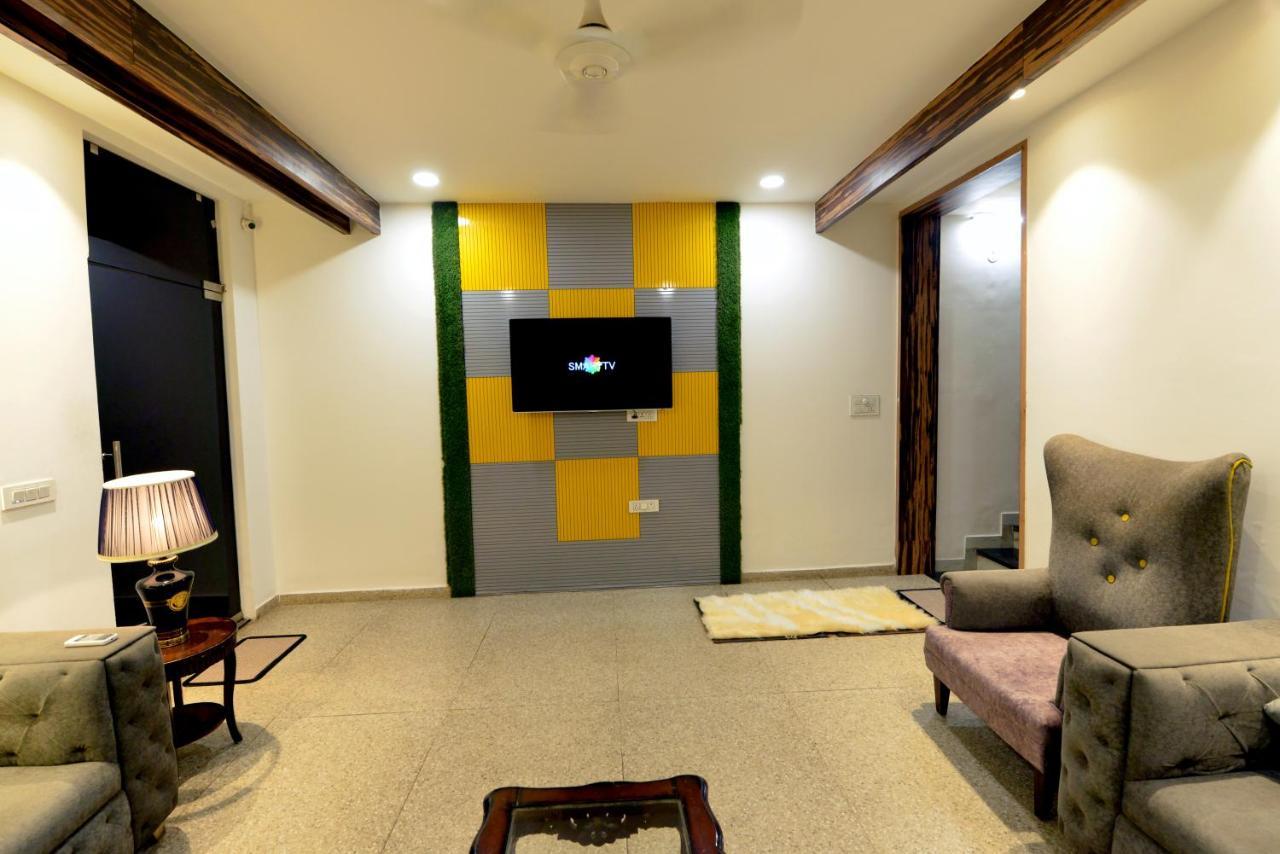 Hotel The Yellow Nayagaon エクステリア 写真