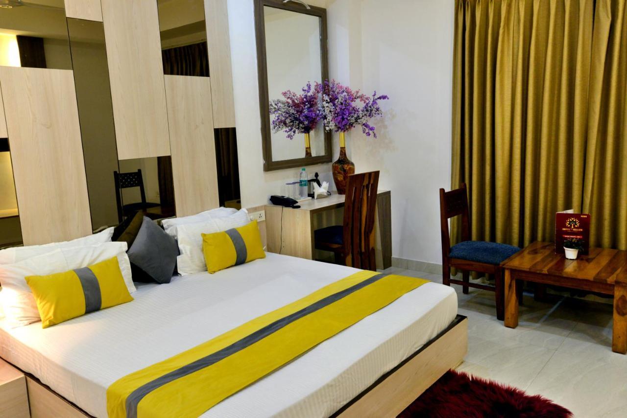 Hotel The Yellow Nayagaon エクステリア 写真
