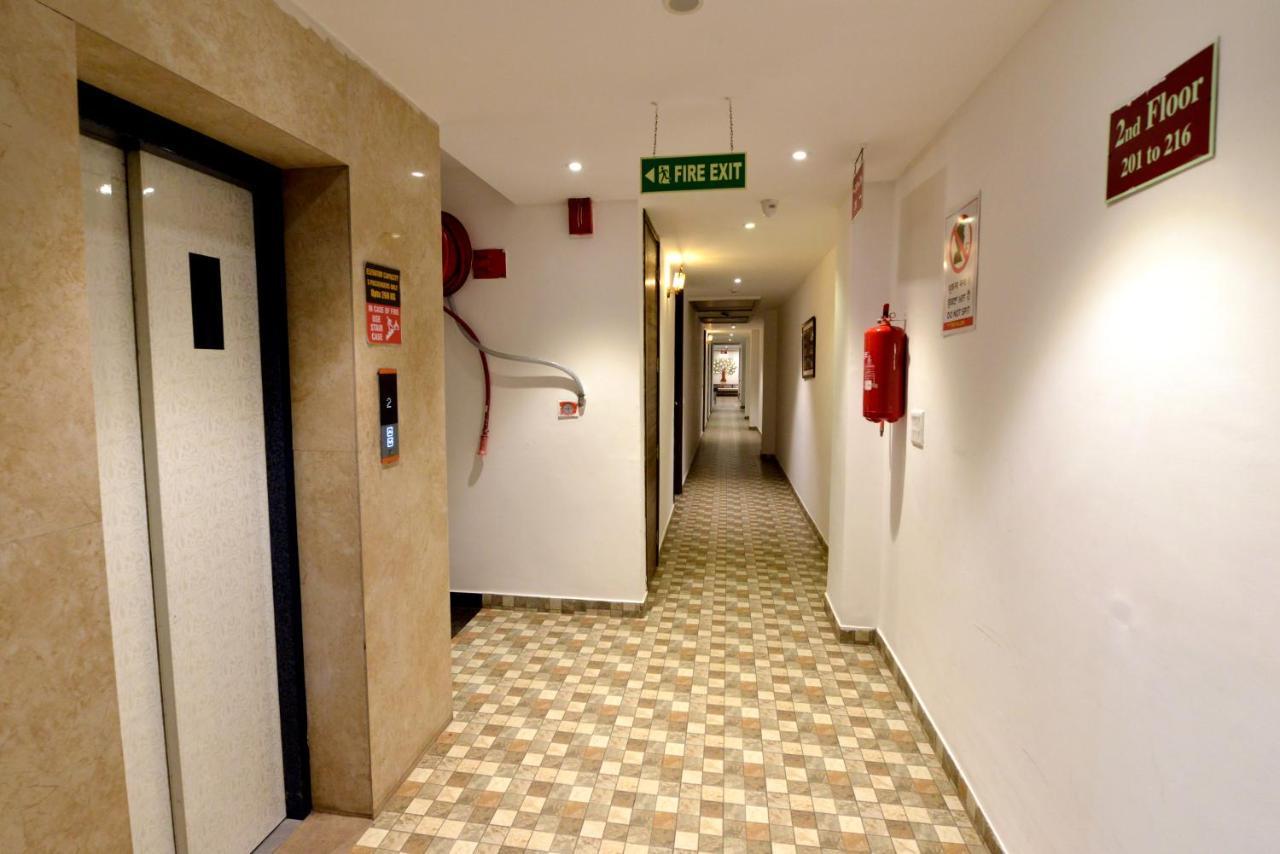 Hotel The Yellow Nayagaon エクステリア 写真